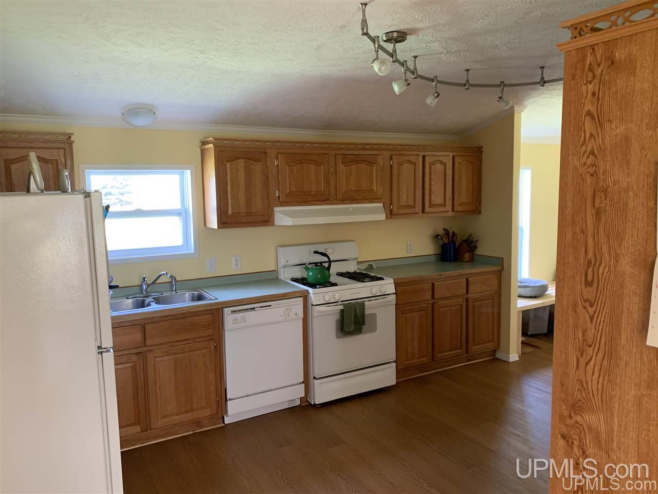 15280 Liminga Road Atlantic Mine, MI 49905 - Photo 6 of 35 Gallery Image 6