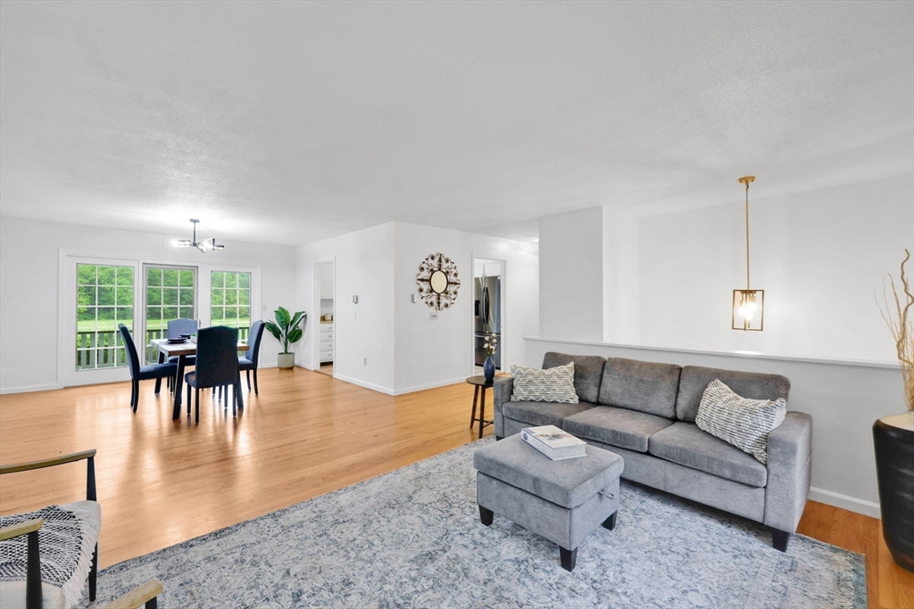 210 Strong Street Amherst, MA 01002 - Photo 3 of 40