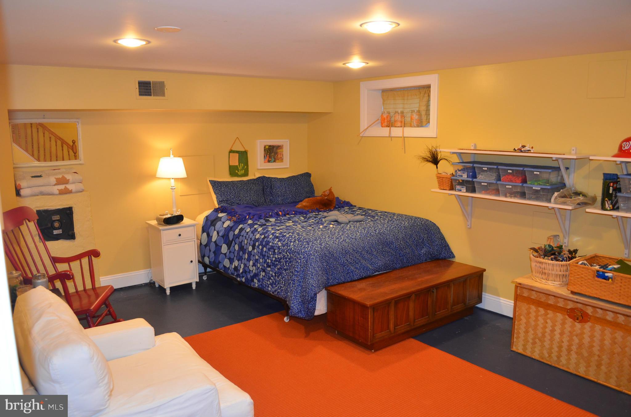 9615 Flower Avenue Silver Spring, MD 20901 - Photo 18 of 30 Bedroom