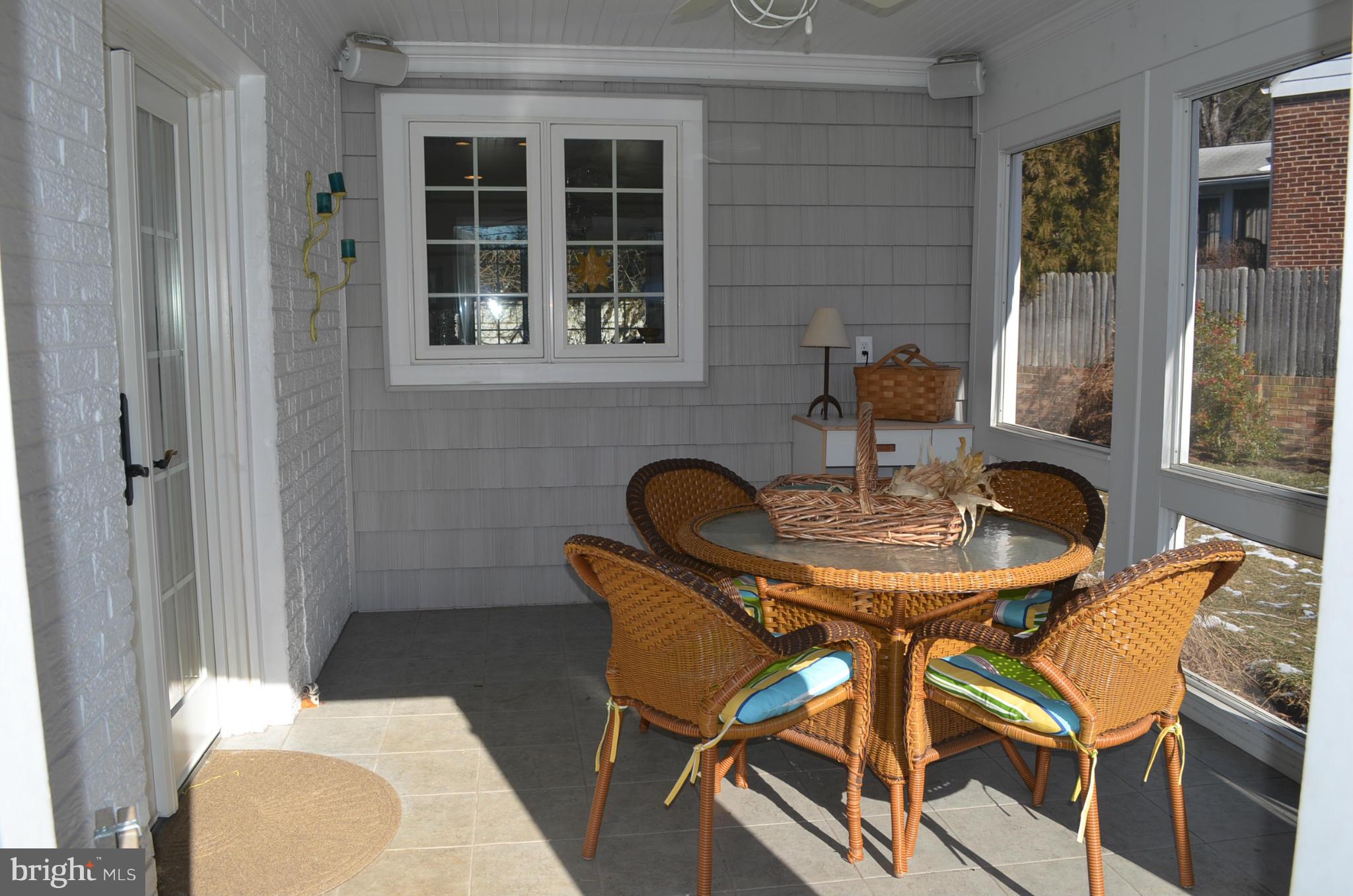 9615 Flower Avenue Silver Spring, MD 20901 - Photo 20 of 30 Dining Room