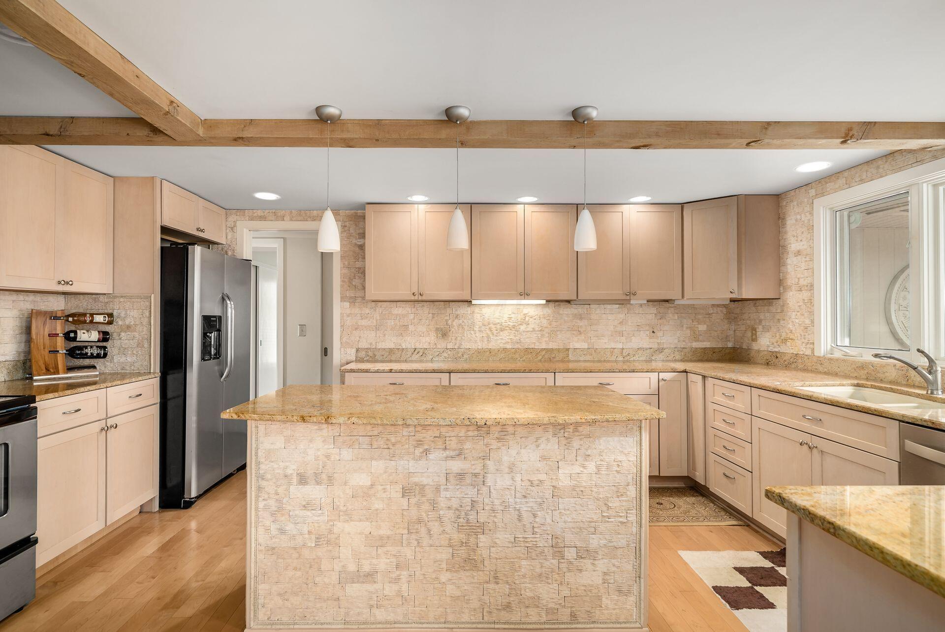 3996 Old Poste Road Columbus, OH 43221 - Photo 25 of 85 Kitchen