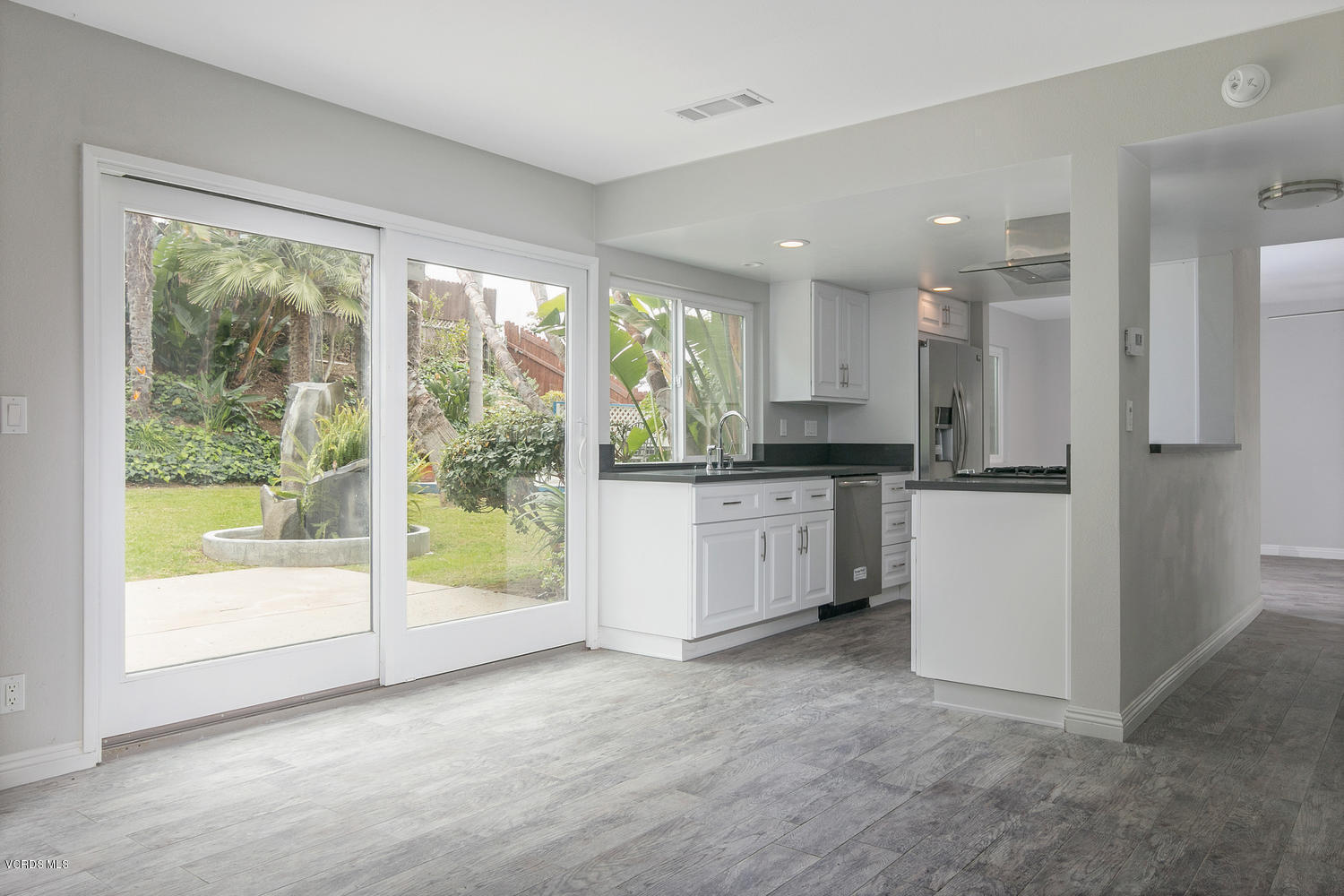 762 Skyline Road Ventura, CA 93003 - Photo 14 of 38 762 Skyline Rd-MLS_Size-014-19-Family Ro