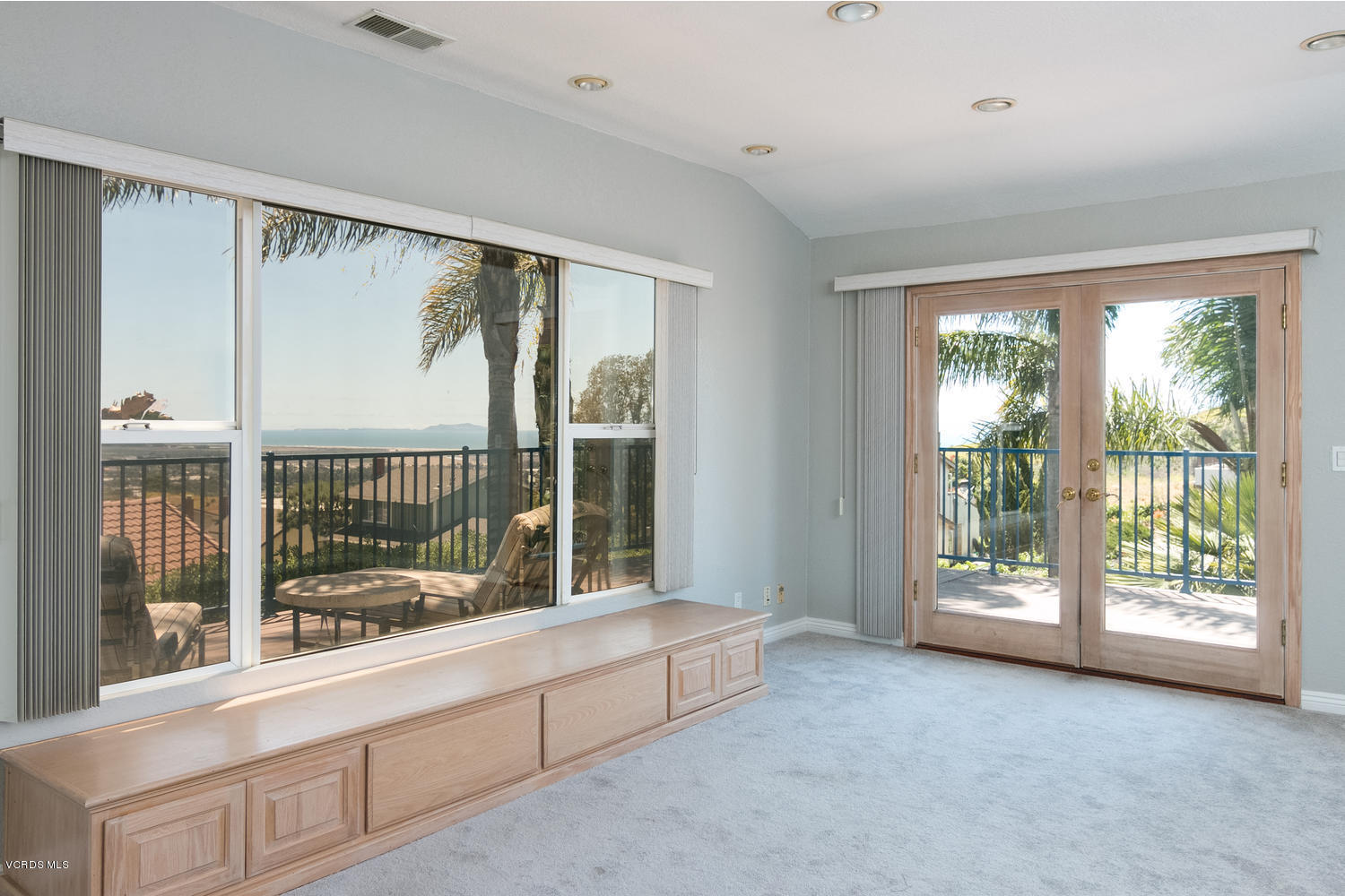 762 Skyline Road Ventura, CA 93003 - Photo 17 of 38 762 Skyline Rd-MLS_Size-017-42-Master Be