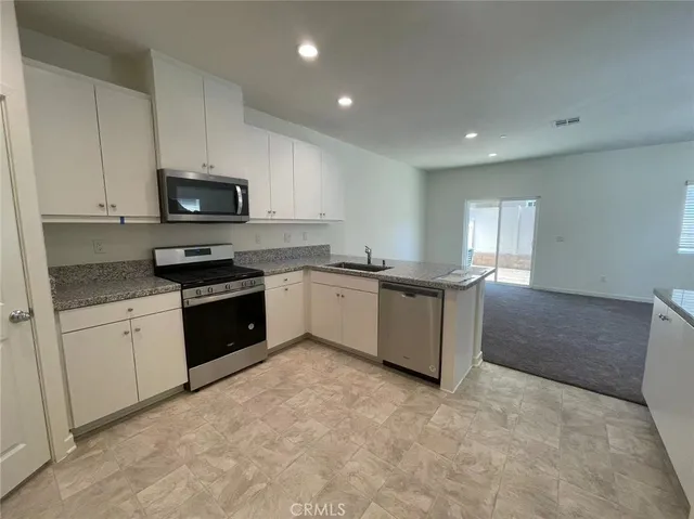 $3,200 | 12712 Ironstone Way, Moreno Valley, CA 92555