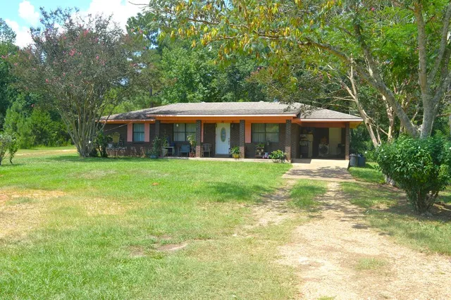 $94,900 | 2027 Hamp Lea Road, Magnolia, MS 39652