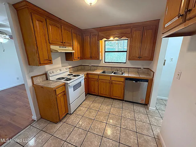 $139,900 | 2027 Hamp Lea Road, Magnolia, MS 39652