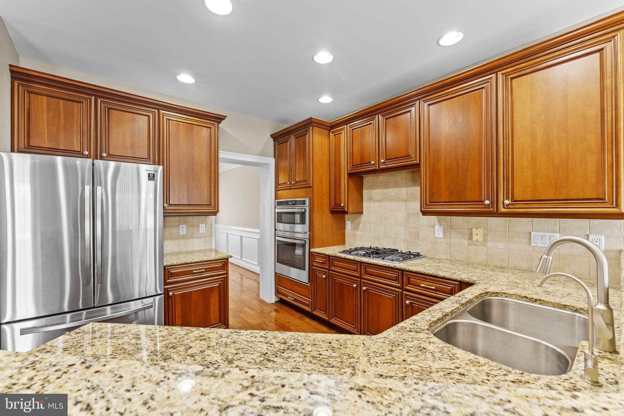14 Sloan Road West Chester, PA 19382 - Photo 15 of 78 Granite counter tops and Cherry Cabinets