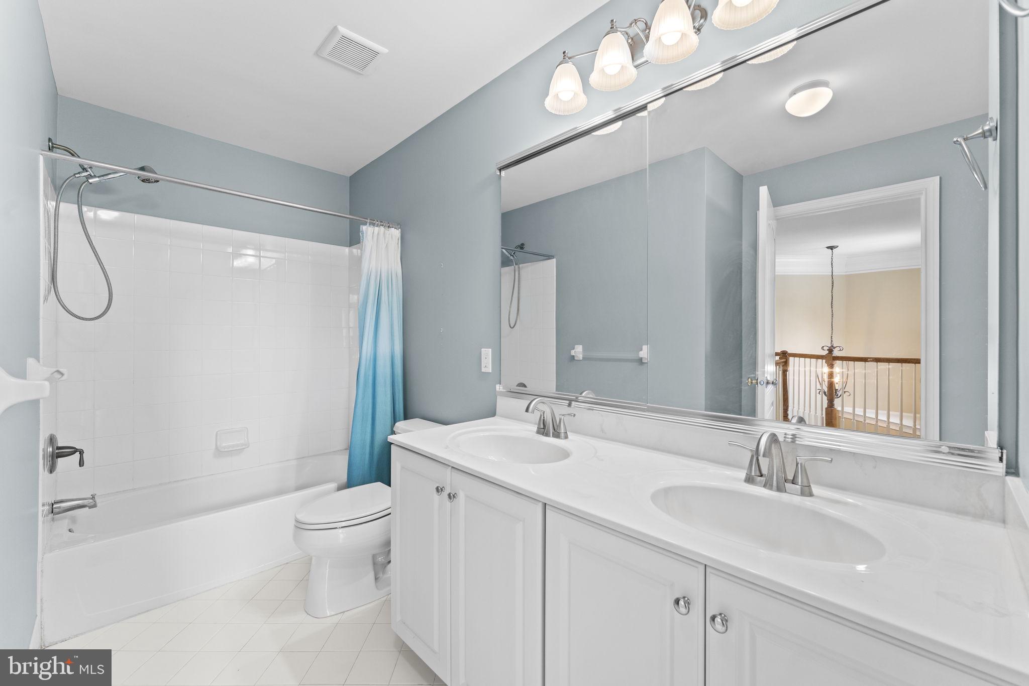 14 Sloan Road West Chester, PA 19382 - Photo 27 of 78 2nd floor full bath