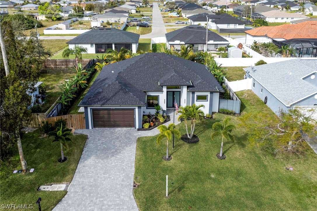 712 Northwest Juanita Pl