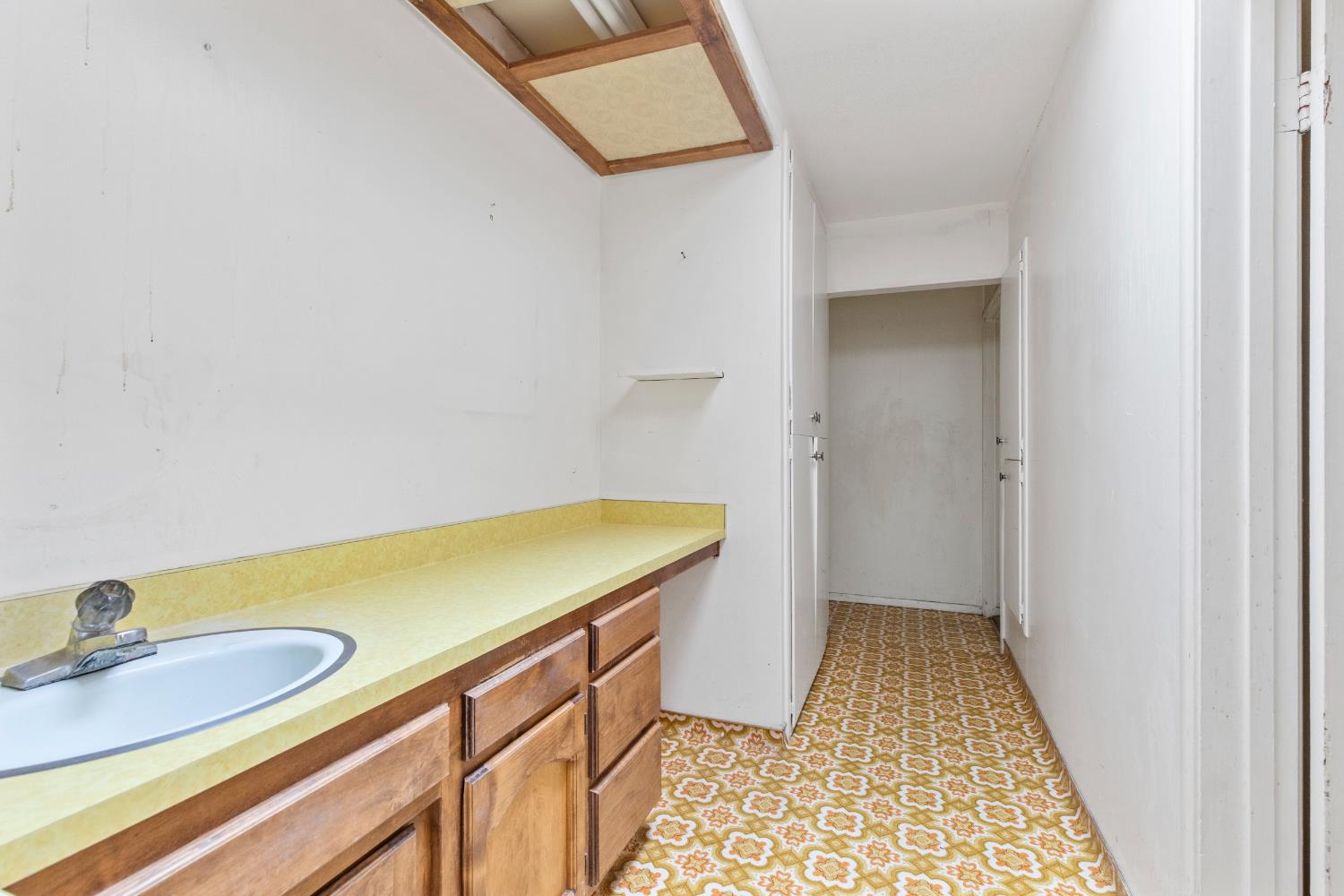 207 Lane Street Modesto, CA 95354 - Photo 12 of 36