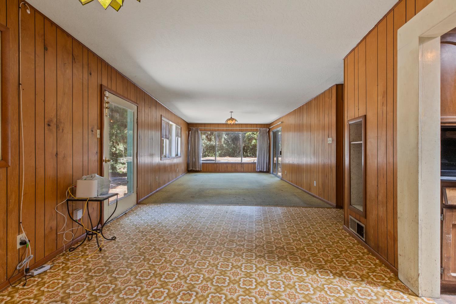 207 Lane Street Modesto, CA 95354 - Photo 6 of 36