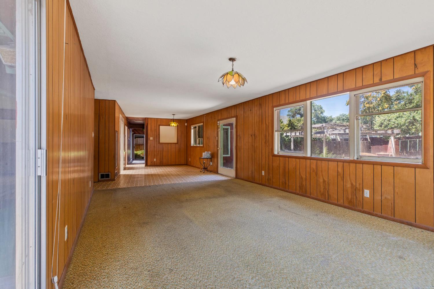 207 Lane Street Modesto, CA 95354 - Photo 7 of 36