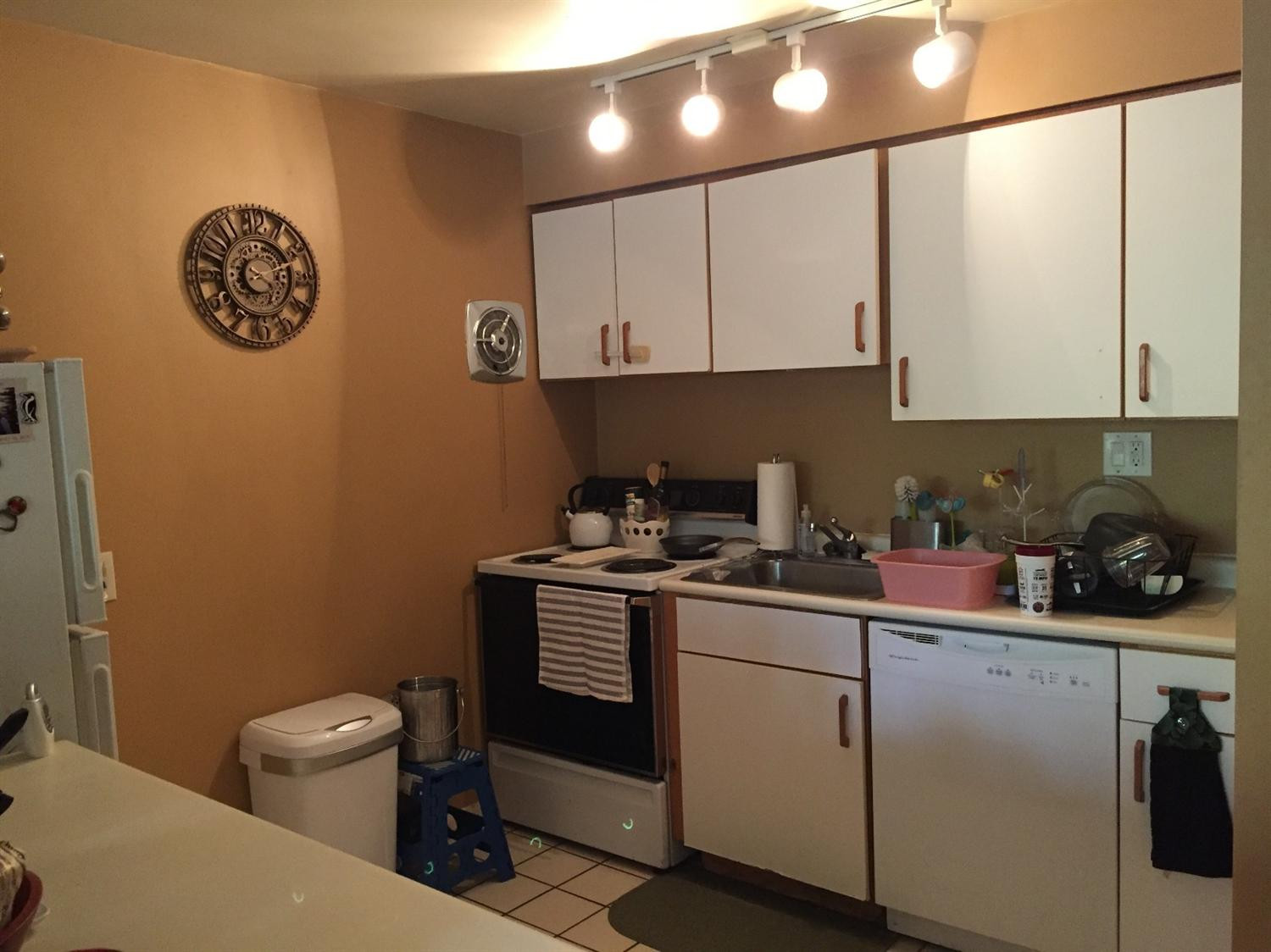 1070 Ferdon Road Ann Arbor, MI 48104 - Photo 11 of 23 Photo 11