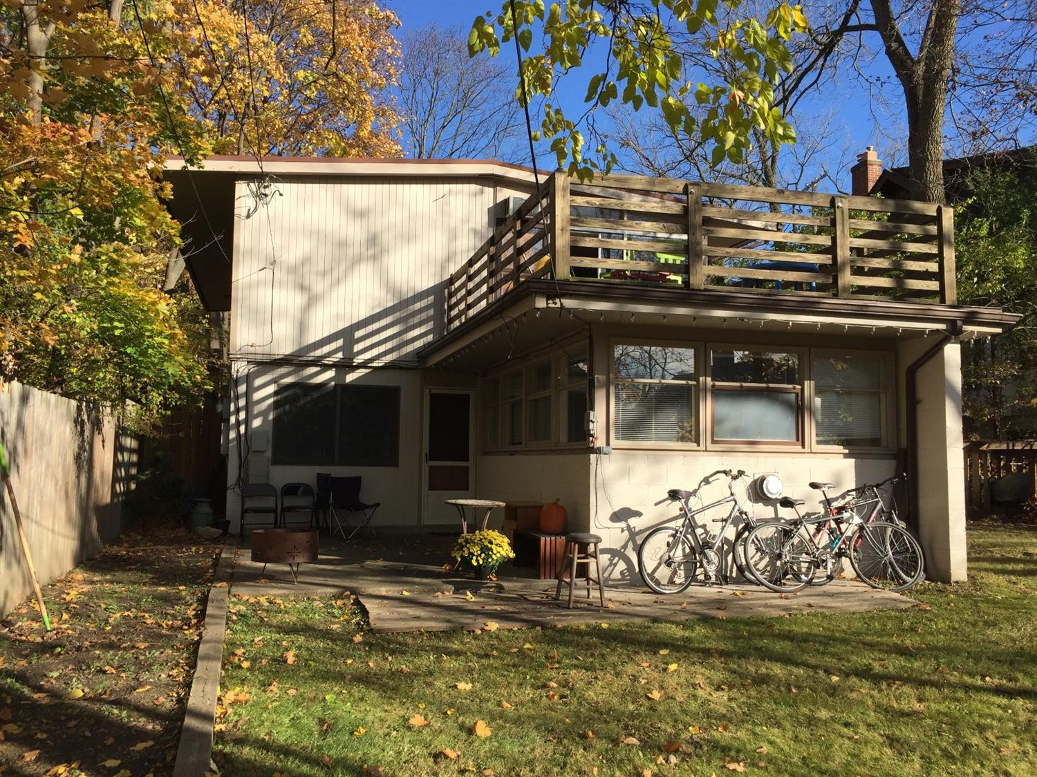 1070 Ferdon Road Ann Arbor, MI 48104 - Photo 3 of 23 Photo 3