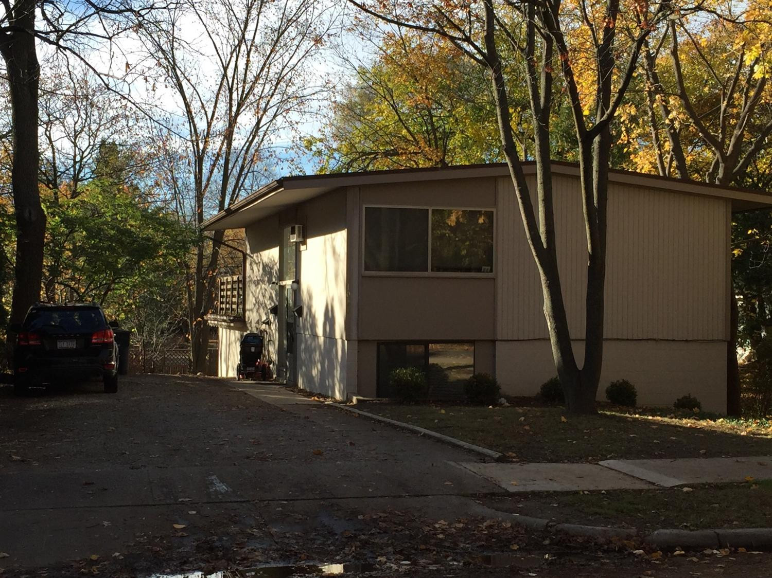 1070 Ferdon Road Ann Arbor, MI 48104 - Photo 9 of 23 Photo 9