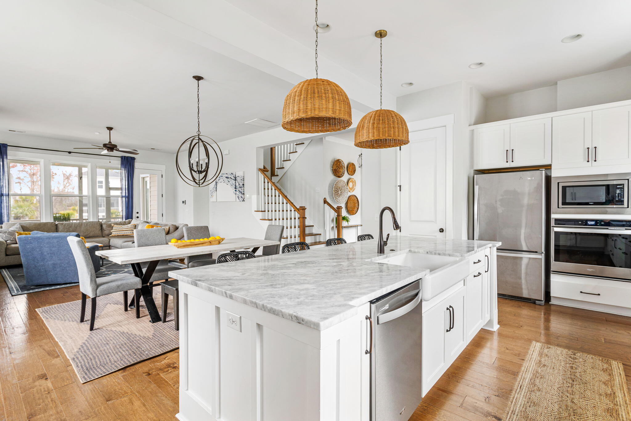 1468 Stratton Place Mount Pleasant, SC 29466 - Photo 12 of 37 Kitchen to Dining