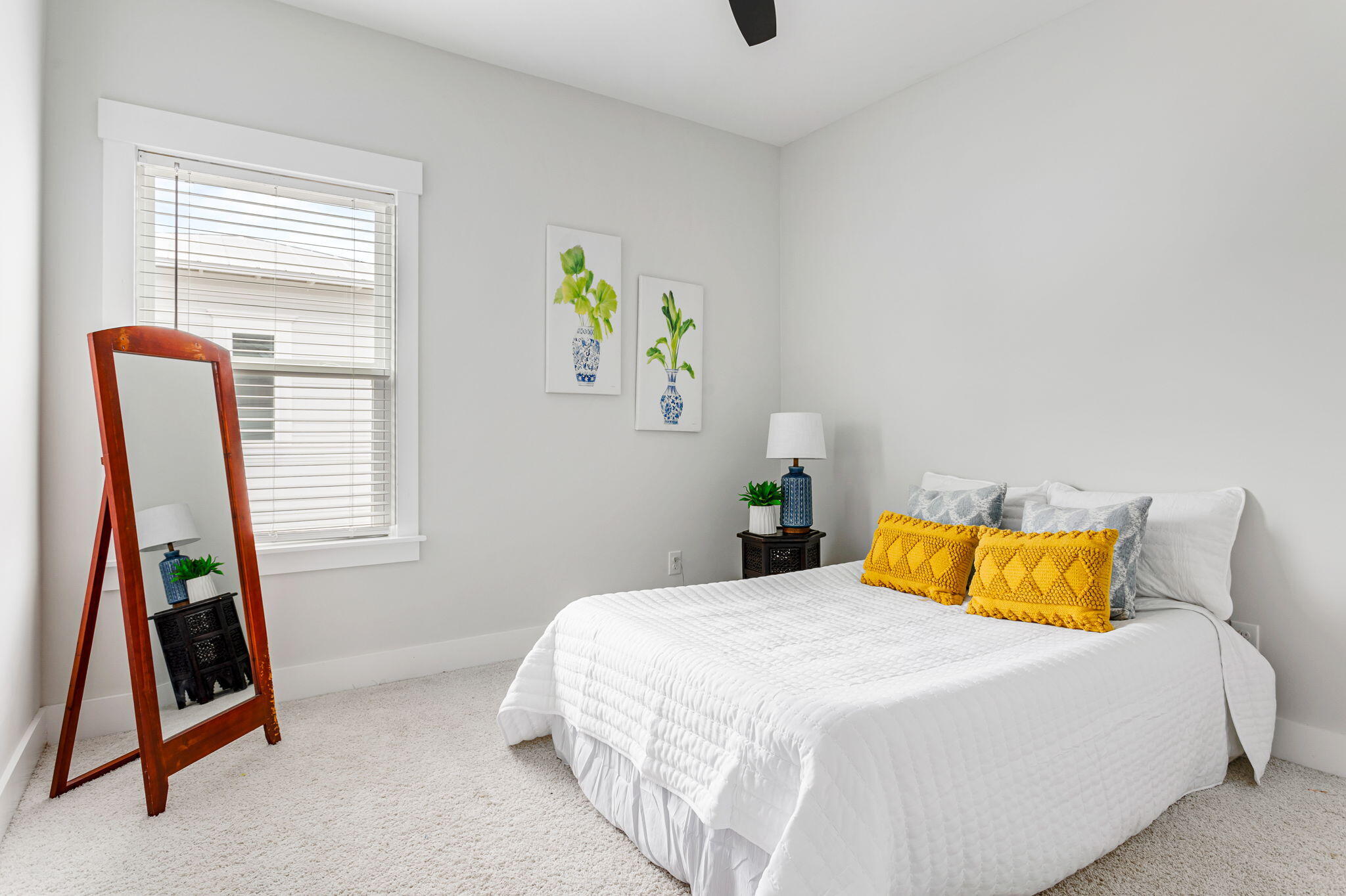 1468 Stratton Place Mount Pleasant, SC 29466 - Photo 23 of 37 Guest Room