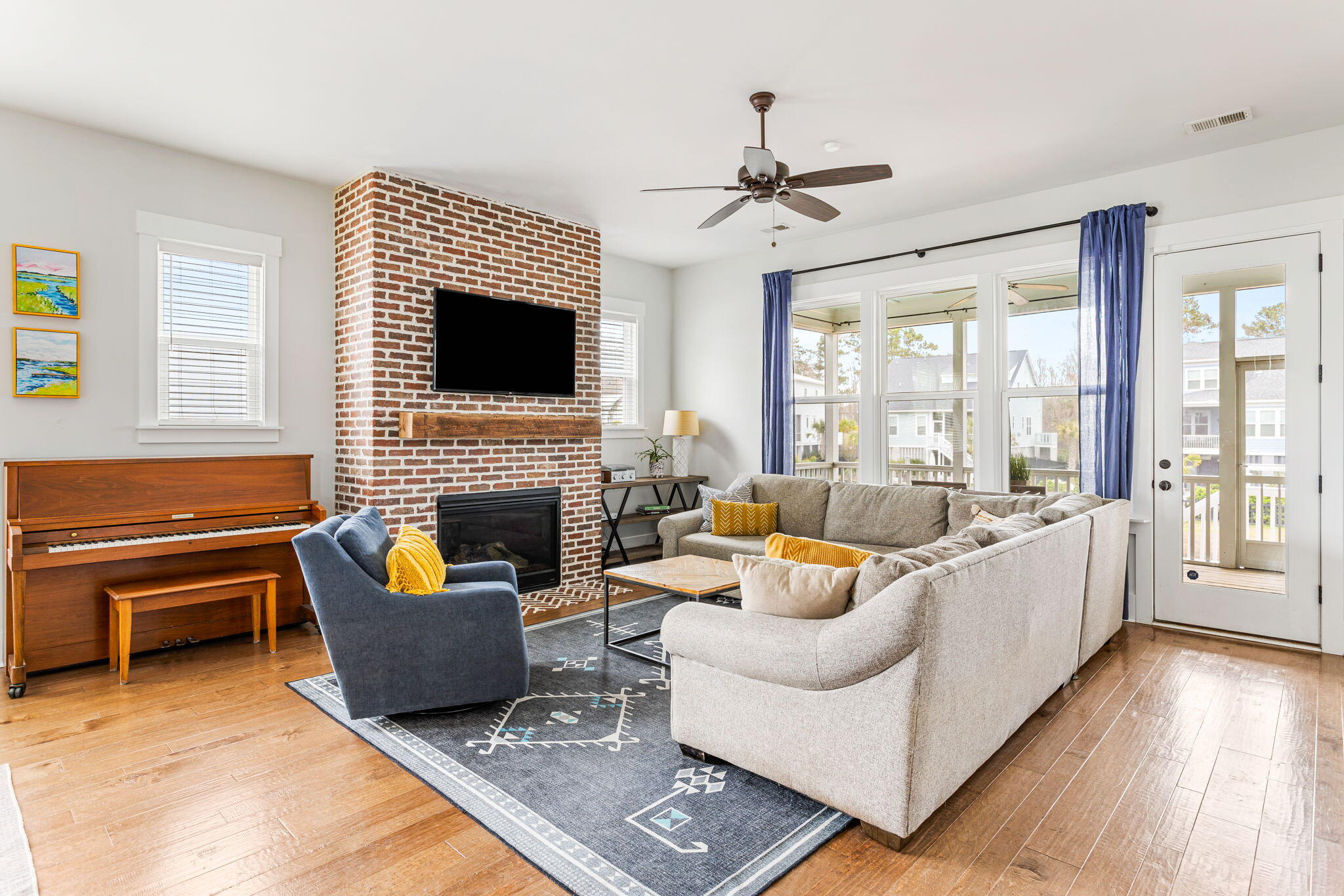 1468 Stratton Place Mount Pleasant, SC 29466 - Photo 6 of 37 Living with custom fireplace