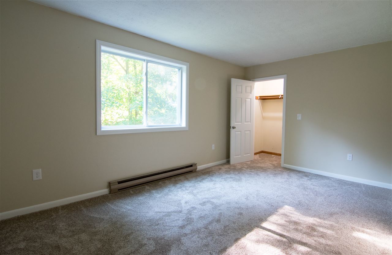 9 R Overlook Drive, Unit R Derry, NH 03038 - Photo 14 of 25