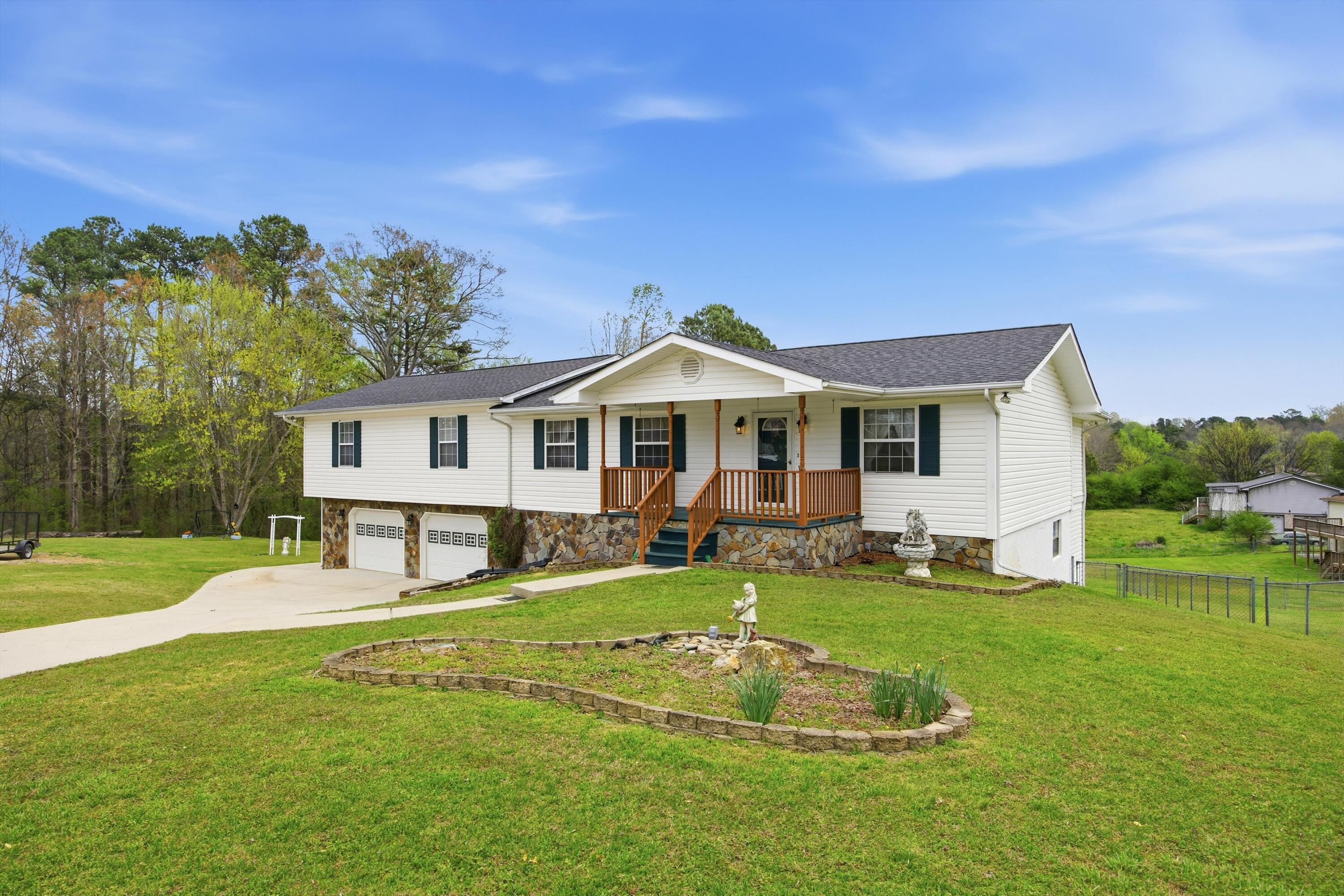 516 Hill Street Ringgold, GA 30736 - Photo 2 of 48 02-516HillSt_039