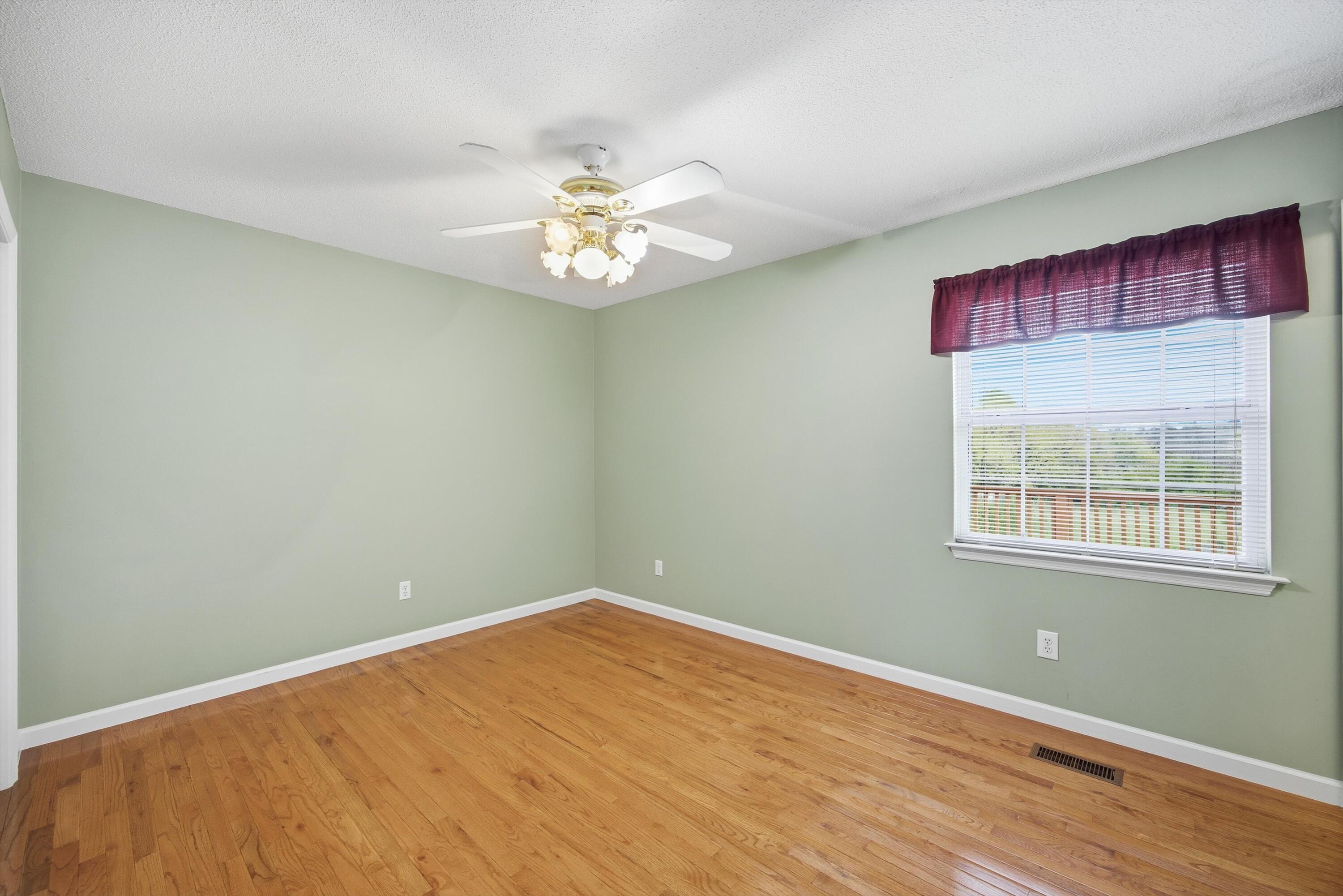 516 Hill Street Ringgold, GA 30736 - Photo 25 of 48 25-516HillSt_021