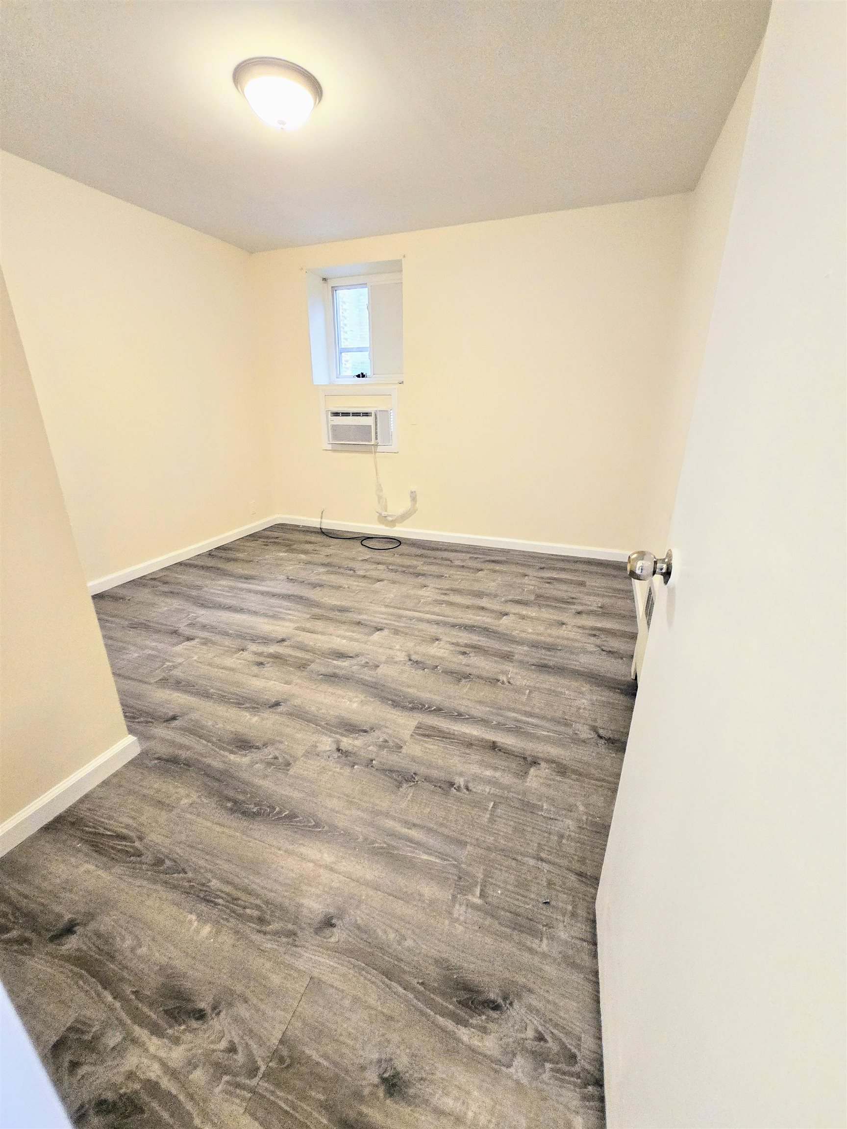 2015 Summit Avenue, Unit B1 Union City, NJ 07087 - Photo 4 of 5 a view of empty room