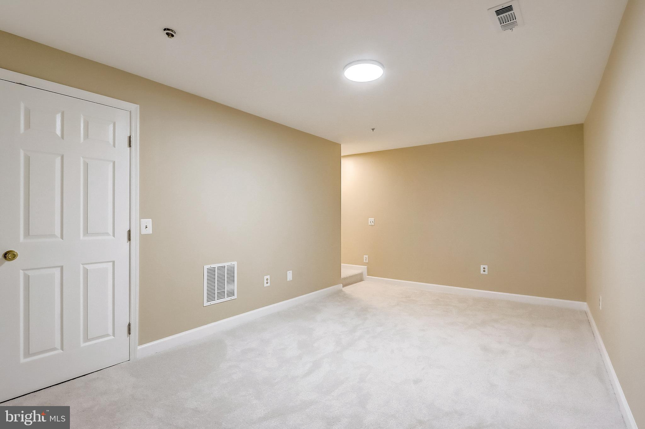 6613 Ridgeborne Drive Baltimore, MD 21237 - Photo 21 of 36 Gallery Image 21
