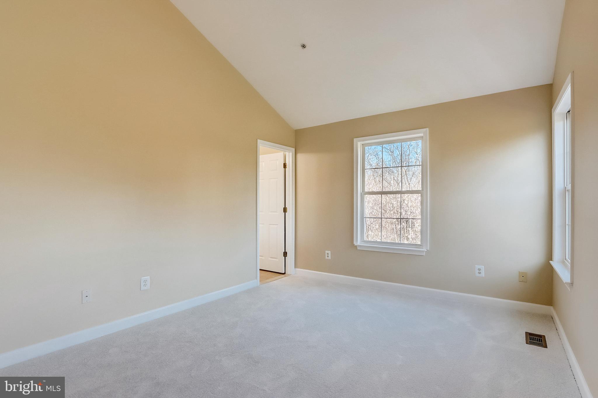6613 Ridgeborne Drive Baltimore, MD 21237 - Photo 23 of 36 Gallery Image 23