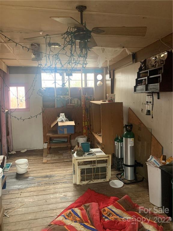 1390 Cove Road Rutherfordton, NC 28139 - Photo 8 of 15 a room with furniture