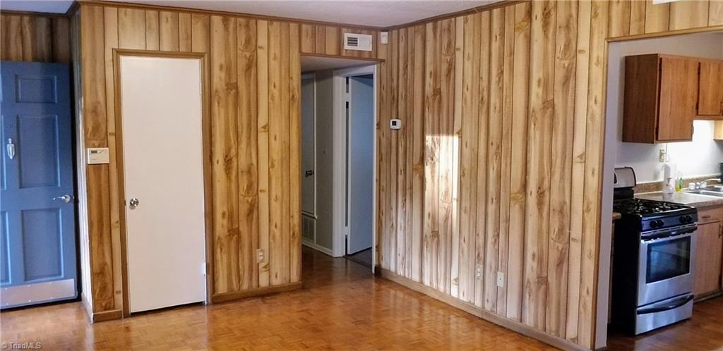521 Pendleton Street High Point, NC 27260 - Photo 7 of 27 Gallery Image 7