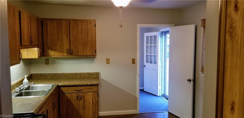 521 Pendleton Street High Point, NC 27260 - Photo 9 of 27 Gallery Image 9