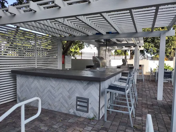 $1,700 | 1470 Northeast 123rd Street, Unit A606, North Miami, FL 33161