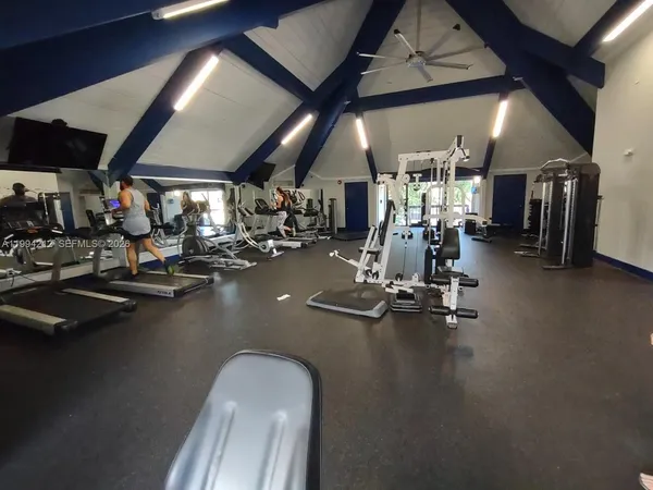 $1,700 | 1470 Northeast 123rd Street, Unit A606, North Miami, FL 33161