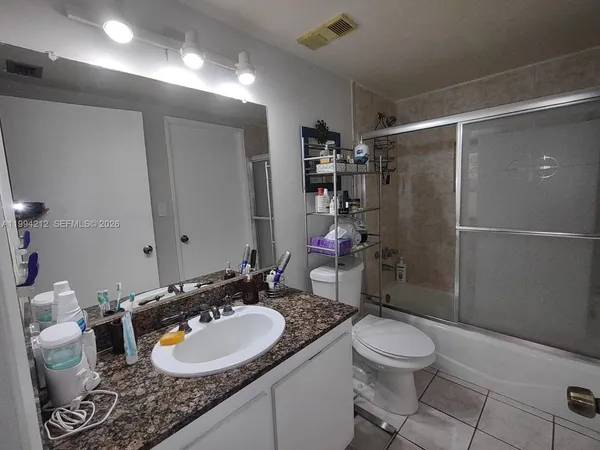$1,700 | 1470 Northeast 123rd Street, Unit A606, North Miami, FL 33161