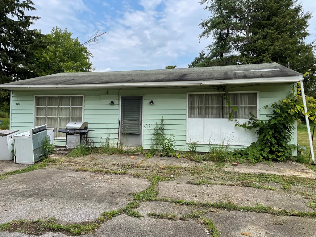 5279-5297 Georgetown Road Franklin, PA 16323 - Photo 4 of 6