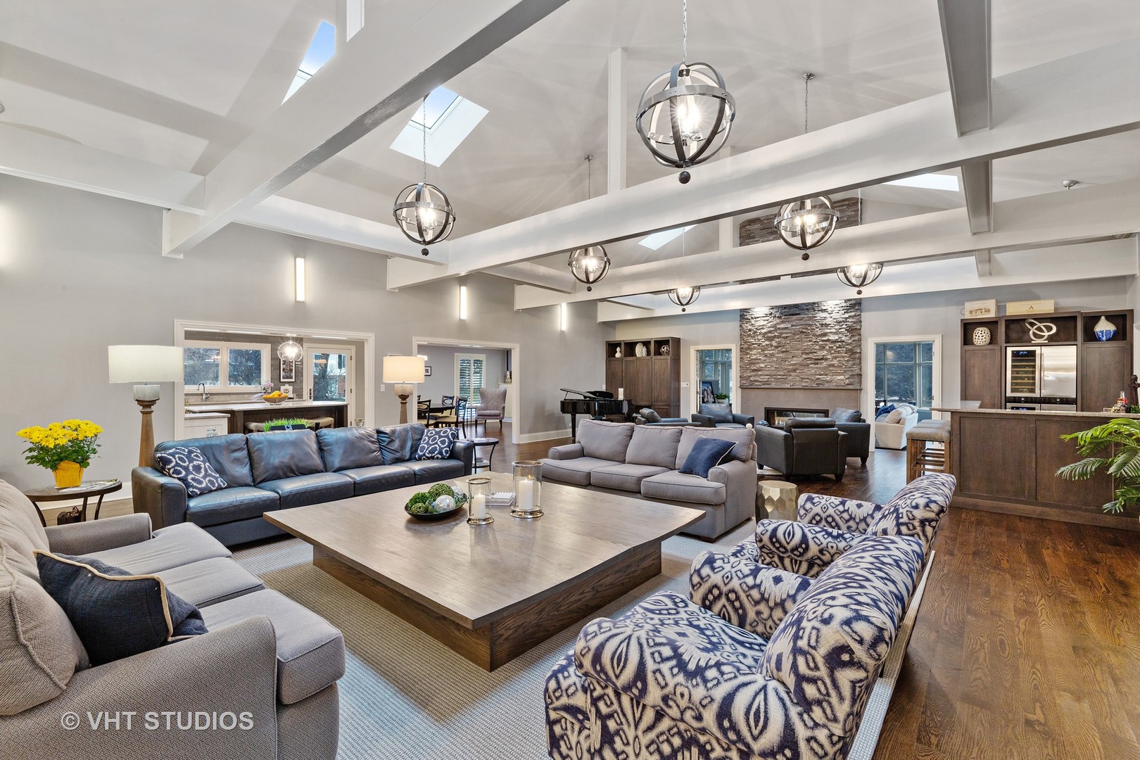 2801 Meyers Road Oak Brook, IL 60523 - Photo 8 of 48 a living room with furniture and wooden floor