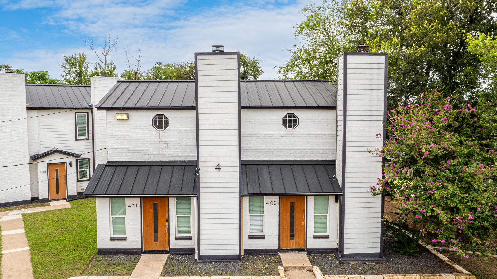 2706 Wheless Lane, Unit 101 Austin, TX 78723 - Photo 24 of 24 a view of outdoor space and yard