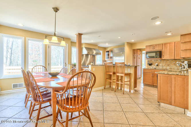 7 Marc Road West Long Branch, NJ 07764 - Photo 9 of 82 7 Marc Rd West Long Branch NJ-small-034-