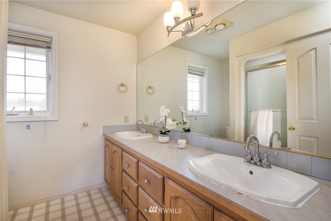 670 Beard Road Lynden, WA 98264 - Photo 13 of 25