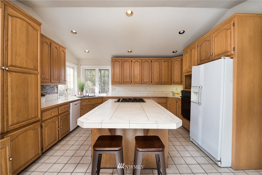 670 Beard Road Lynden, WA 98264 - Photo 6 of 25