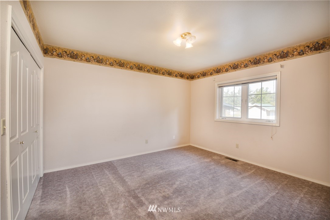 670 Beard Road Lynden, WA 98264 - Photo 9 of 25