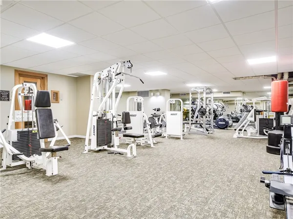 $2,200 | 1122 Colorado Street, Unit 1403, Austin, TX 78701