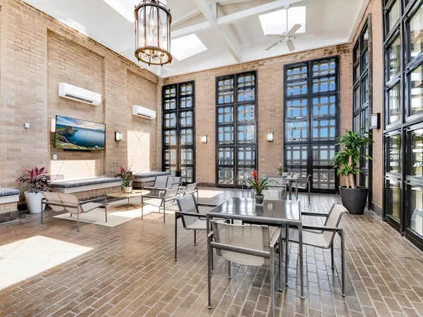 $2,200 | 1122 Colorado Street, Unit 1403, Austin, TX 78701