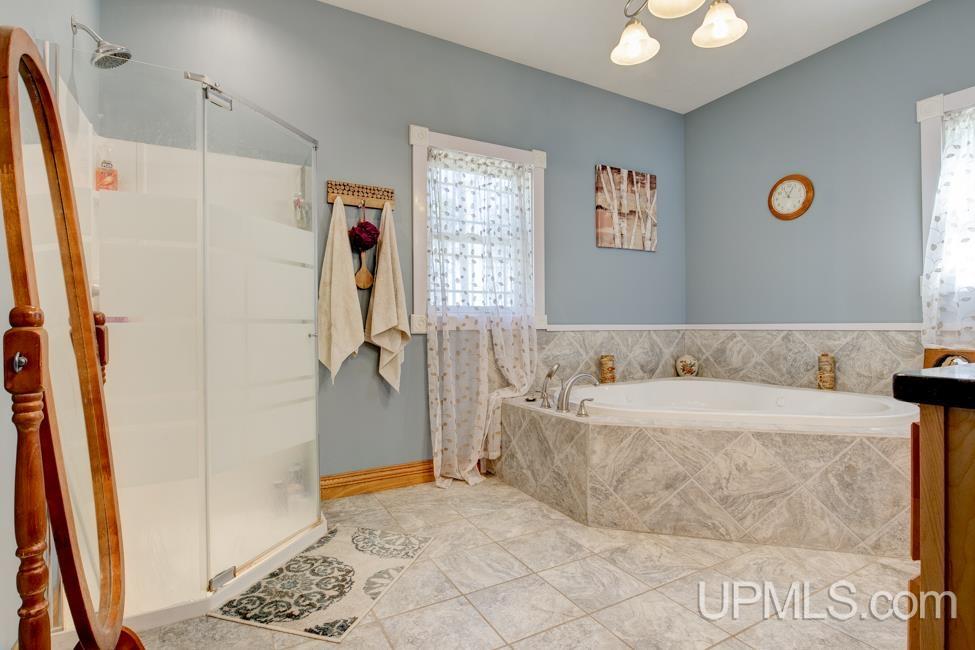 2893 14th Road Escanaba, MI 49829 - Photo 22 of 58