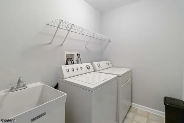 $795,000 | 76 Henning Terrace, Denville, NJ 07834