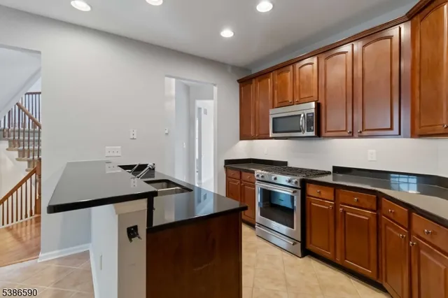 $795,000 | 76 Henning Terrace, Denville, NJ 07834