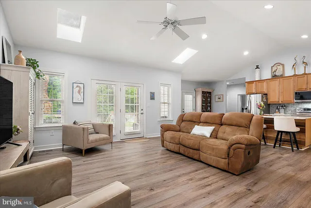 $595,000 | 9410 Lake View Drive, Berlin, MD 21811