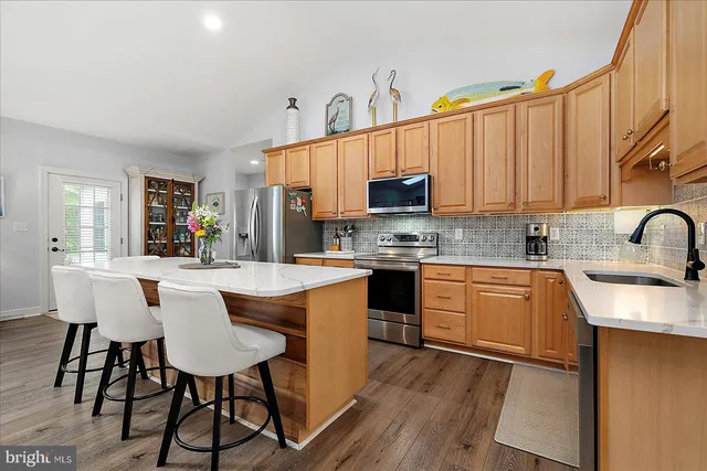 $595,000 | 9410 Lake View Drive, Berlin, MD 21811