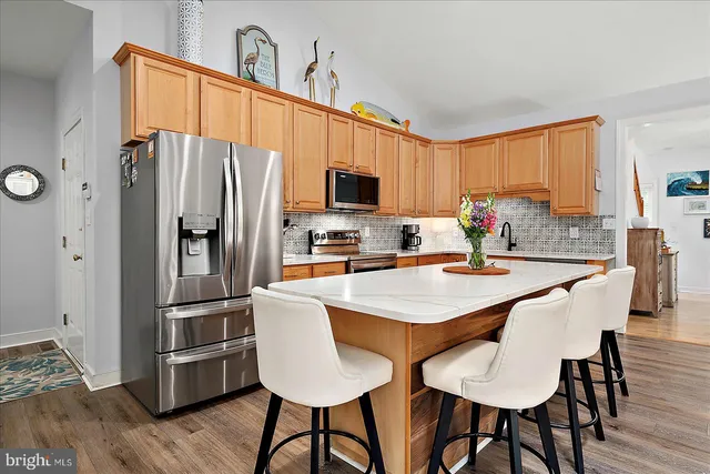 $595,000 | 9410 Lake View Drive, Berlin, MD 21811