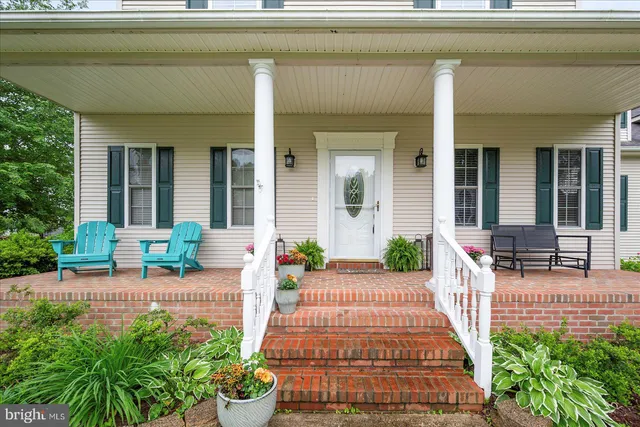 $595,000 | 9410 Lake View Drive, Berlin, MD 21811